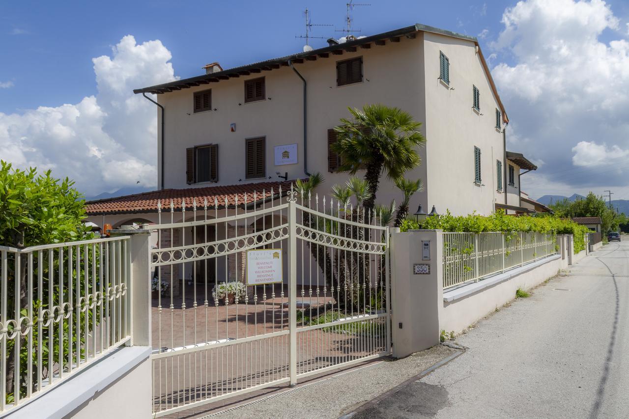 Flori'S Viareggio Exterior foto
